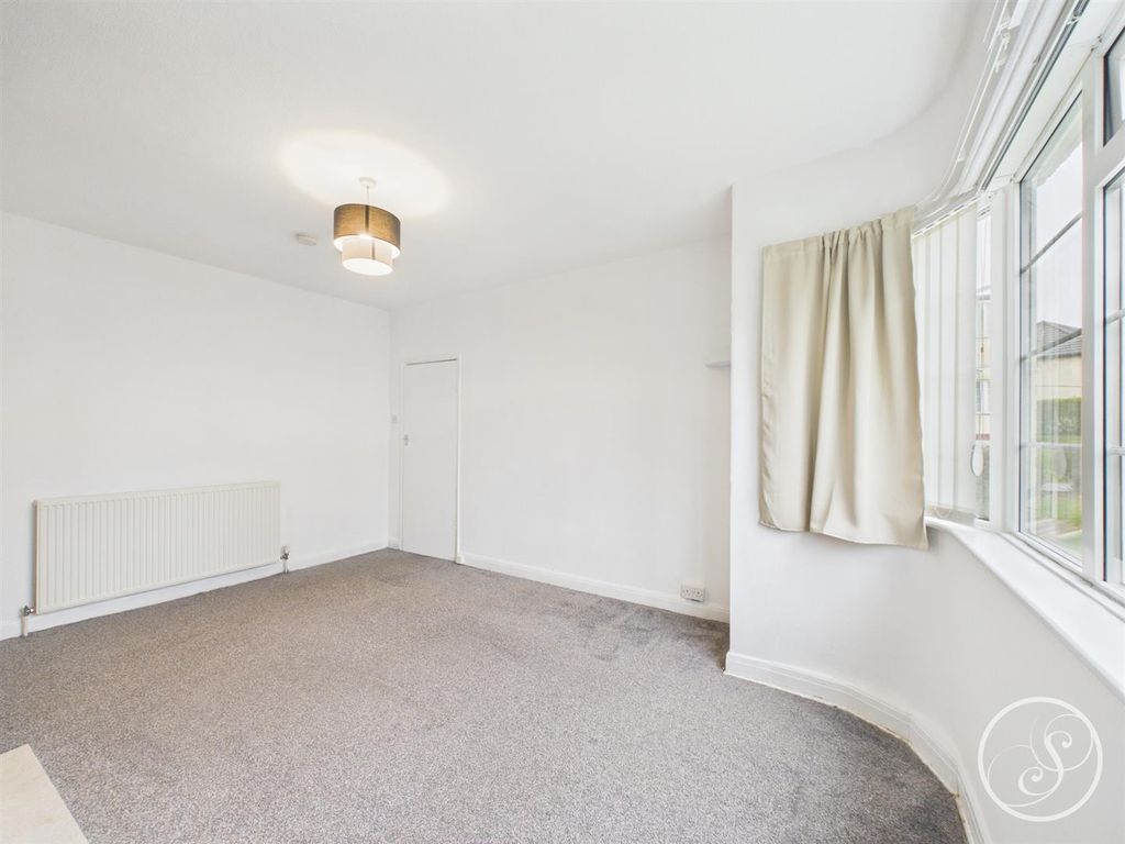 Additional image 7 of 2 bed flat to rentSandringham Drive, Leeds LS17