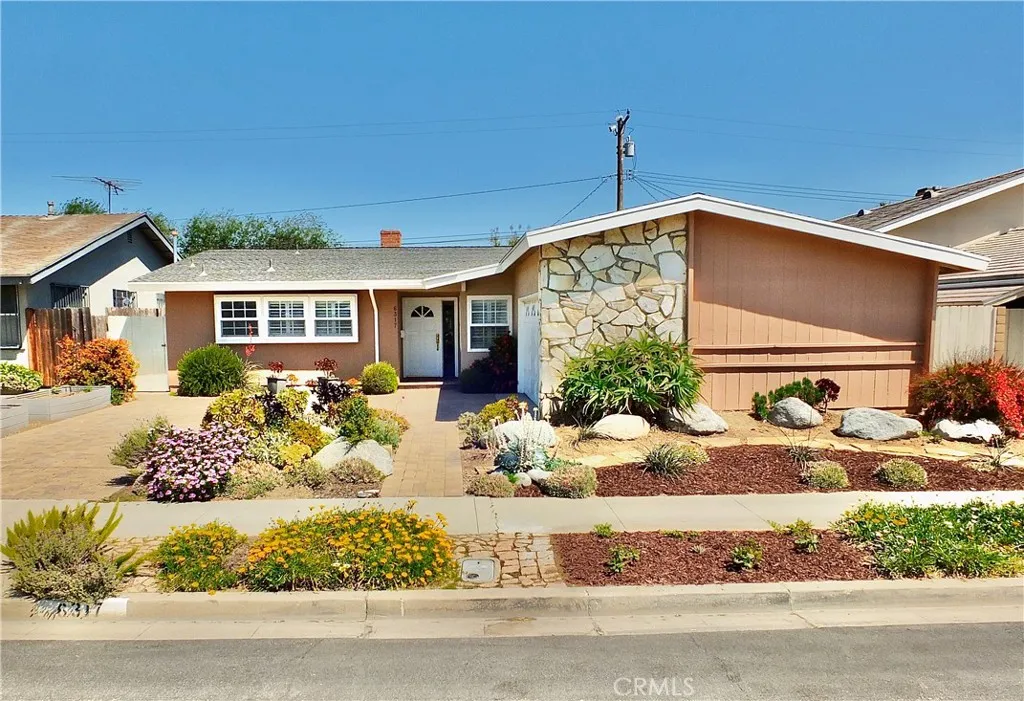 Additional image 2 of 6317 E Eliot St, Long Beach, CA 90803