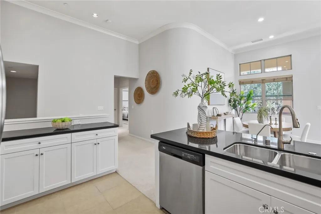 Additional image 55 of 67 Kempton, Irvine, CA 92620