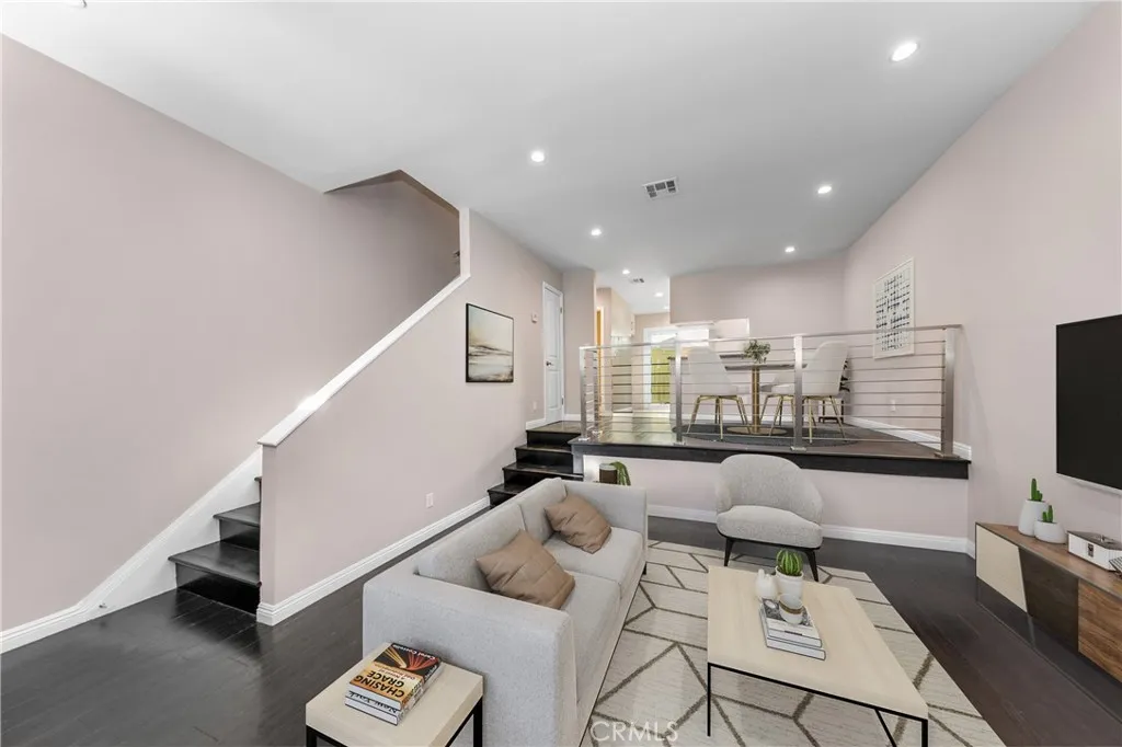 Additional image 4 of 14937 Sherman Way Unit 5, Van Nuys, CA 91405