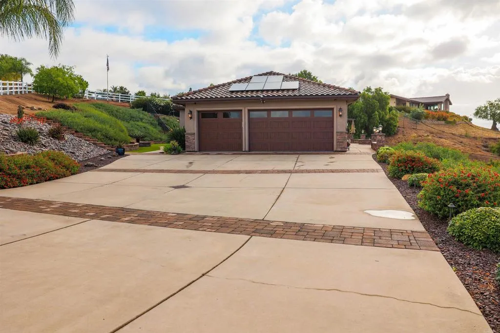 Additional image 64 of 849 Singing Ridge Road, El Cajon, CA 92019