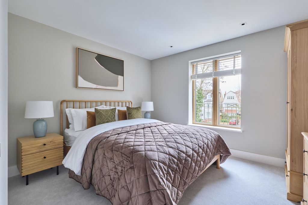 Additional image 18 of 4 bed flat to rentFlat 6, Hills Road, Cambridge CB2