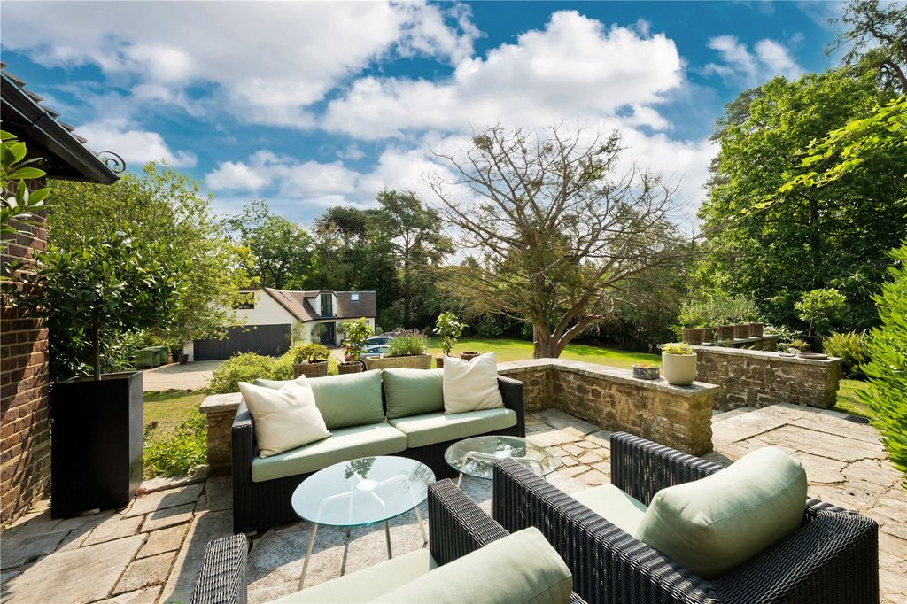 Additional image 23 of 8 bed detached house to rentYaffle Road, Weybridge KT13