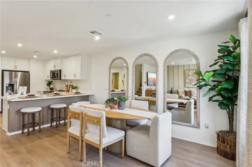 Additional image 6 of 15563 April Dawn Way Unit 4, Fontana, CA 92336