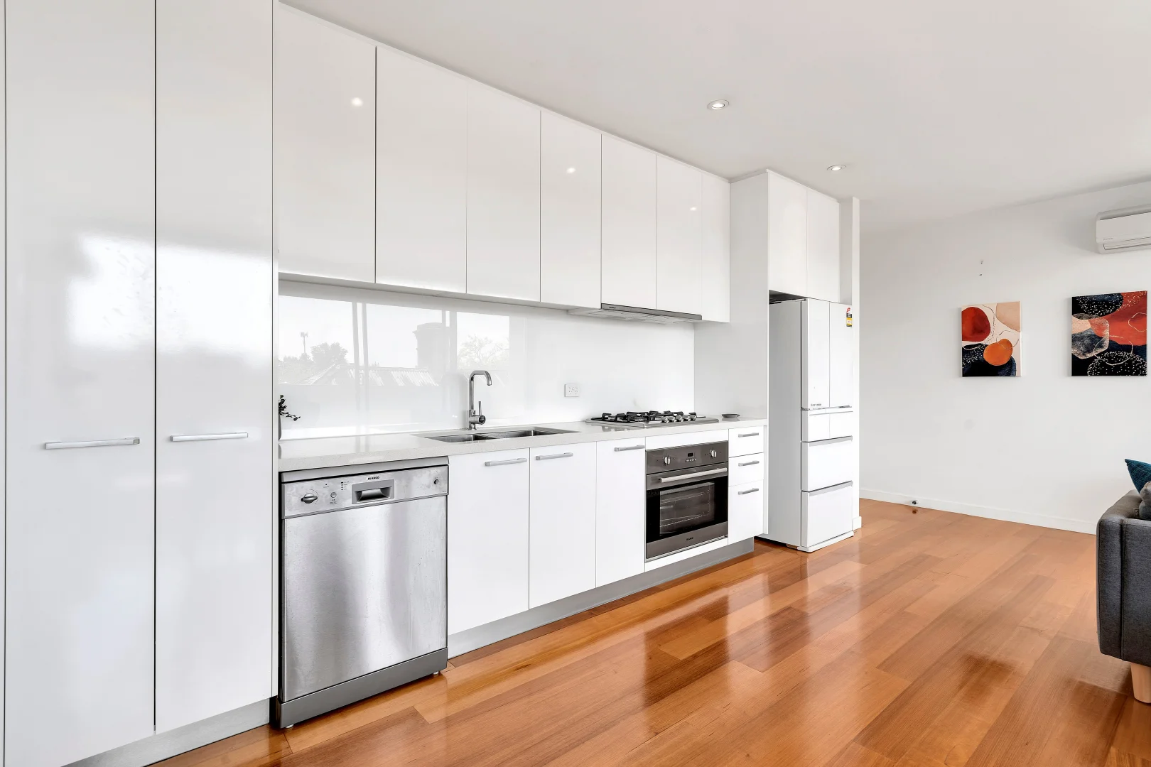 Additional image 4 of 13/32 Napier Street, Essendon VIC 3040