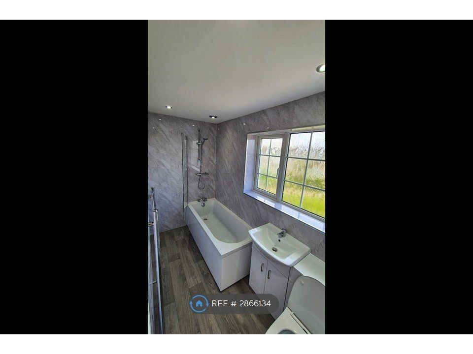 Additional image 7 of 3 bed terraced house to rentFountains Avenue, Grimsby DN37