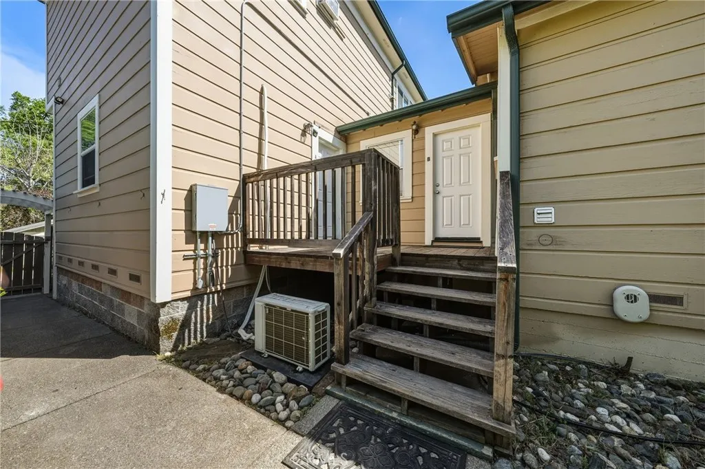Additional image 109 of 150 Clearlake Ave, Lakeport, CA 95453