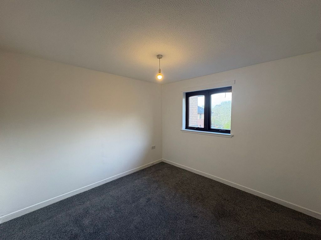 Additional image 7 of 2 bed flat to rentCanal Gardens, Elderslie PA5