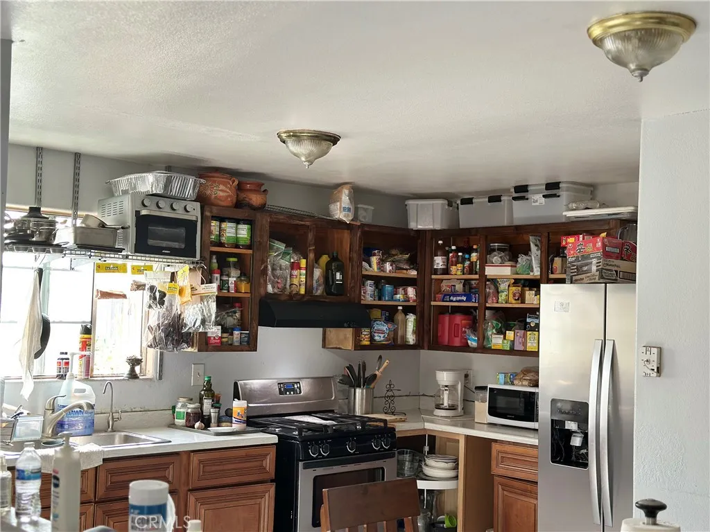 Additional image 11 of 1664 E 66th St, Los Angeles, CA 90001