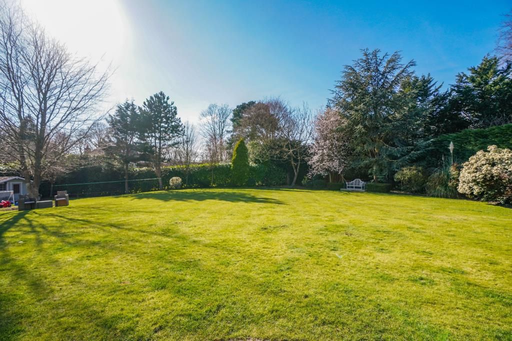 Additional image 15 of 6 bed detached house to rentManor House Drive, Burwood Park, Walton On Thames, Surrey KT12
