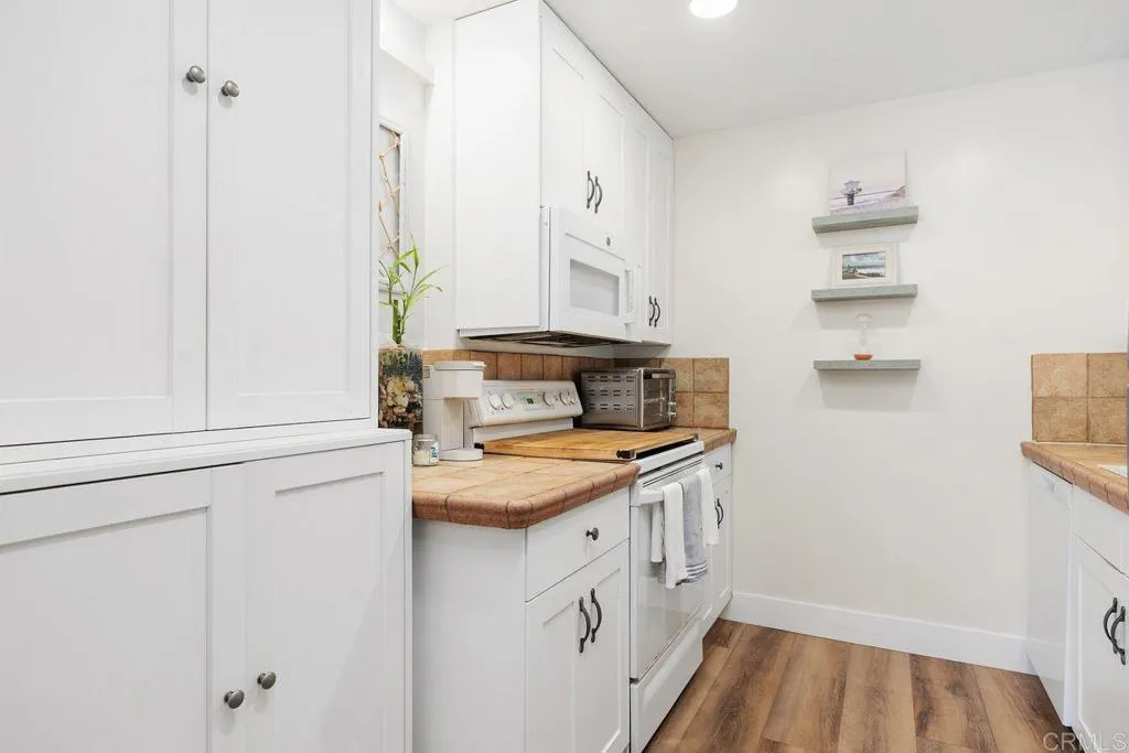 Additional image 9 of 405 Requeza Street Unit H9, Encinitas, CA 92024