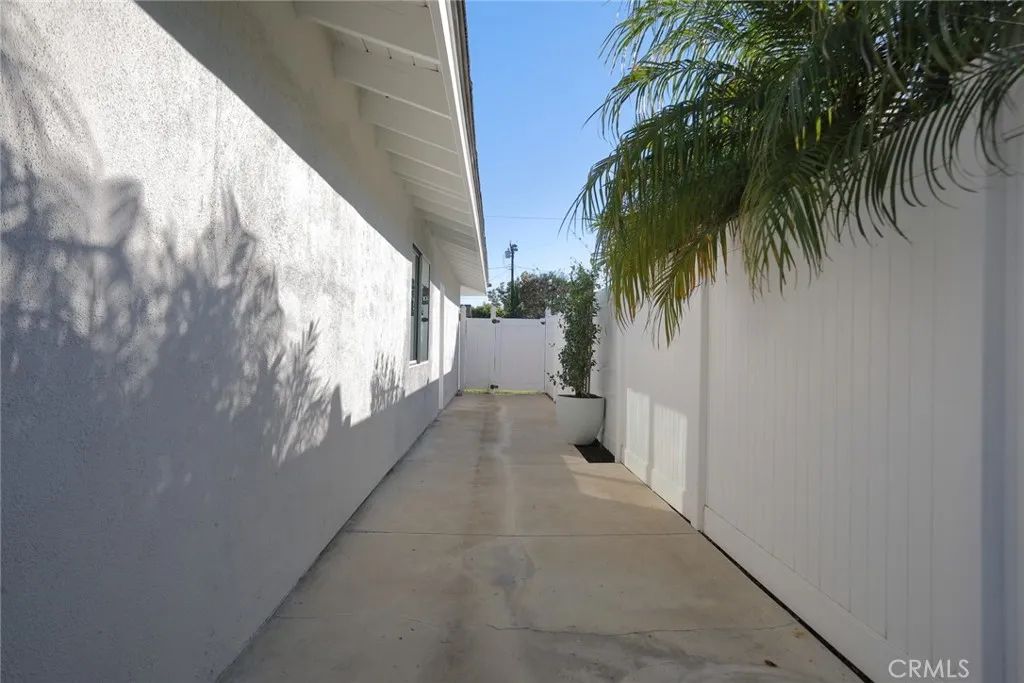 Additional image 21 of 418 E Bay Street, Costa Mesa, CA 92627