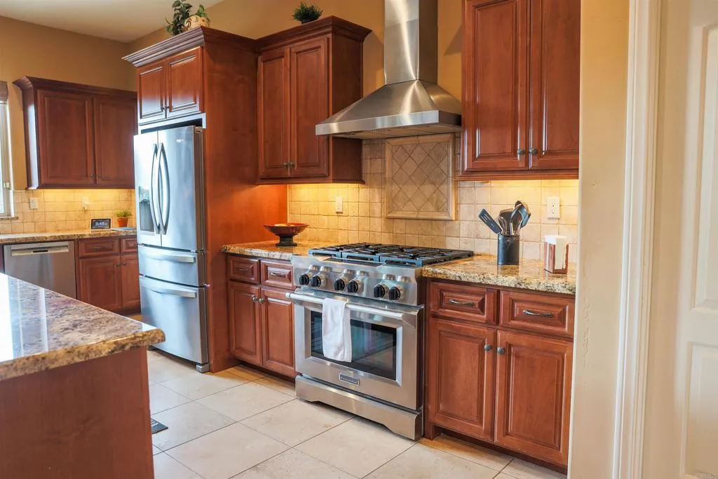 Additional image 10 of 849 Singing Ridge Road, El Cajon, CA 92019