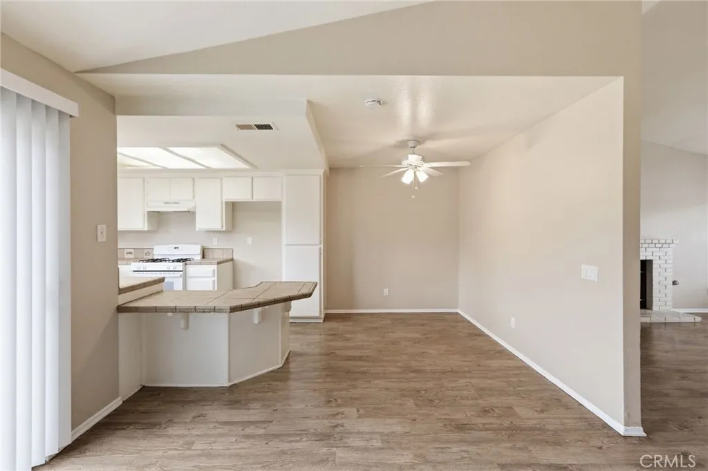 Additional image 8 of 43941 Maria Ct, Lancaster, CA 93535