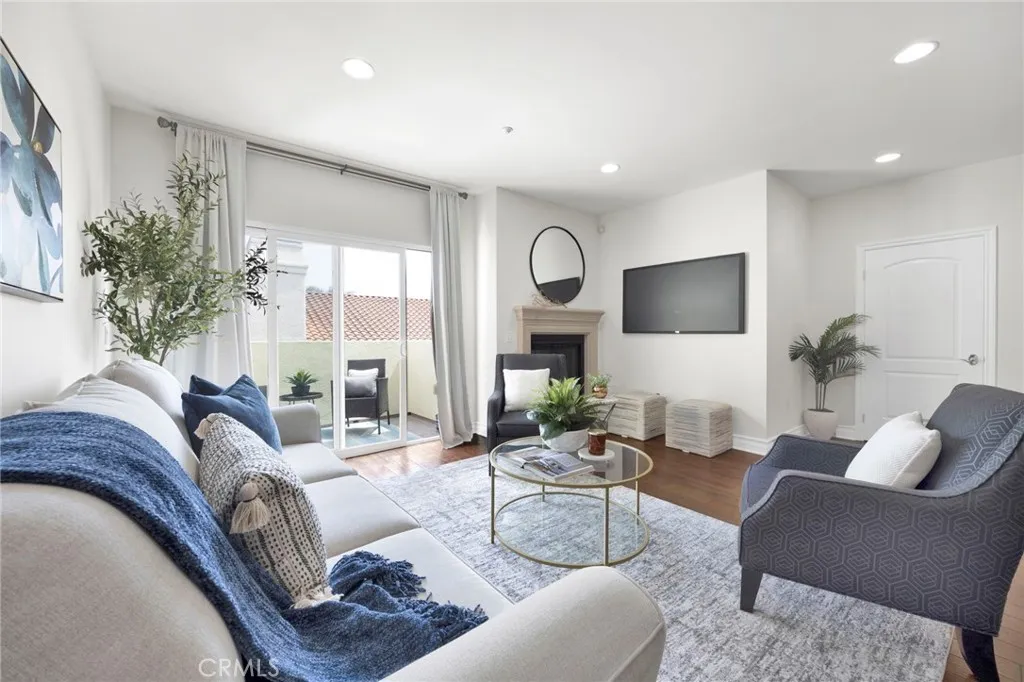 Additional image 3 of 1726 S Bentley Avenue Unit PH3, Los Angeles, CA 90025