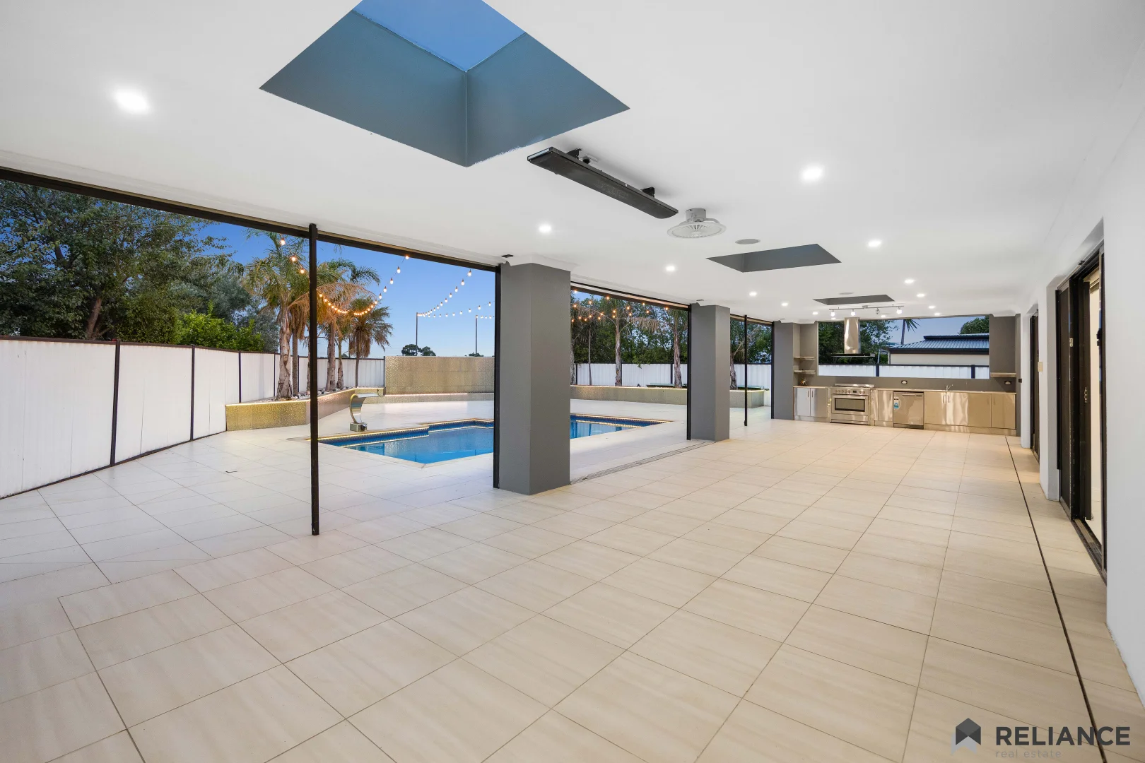 Additional image 29 of 8 Hanson Court, Taylors Lakes VIC 3038