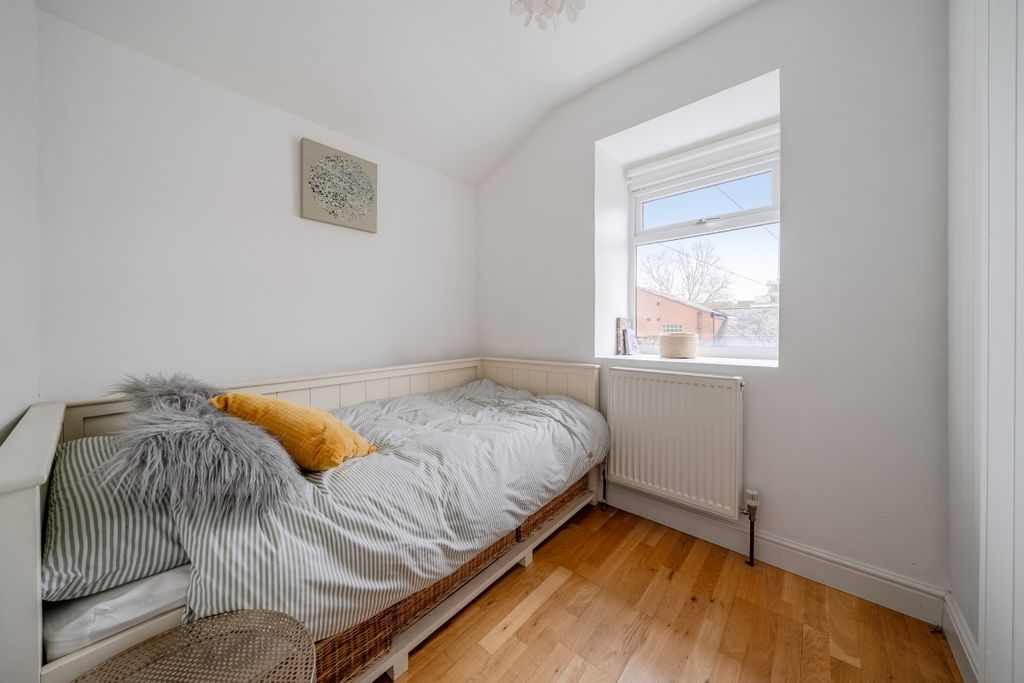 Additional image 12 of 4 bed terraced house to rentClarendon Avenue, Leamington Spa CV32