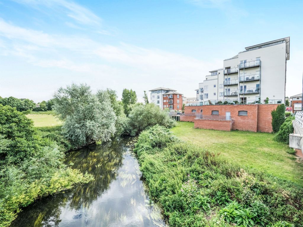 2 bed flat to rentSir Anthony Eden Way, Warwick CV34