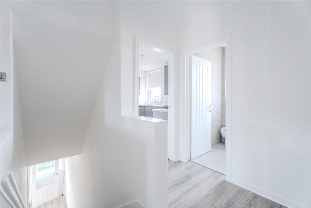 Additional image 16 of 2 bed flat to rentLadywell Road, Motherwell ML1