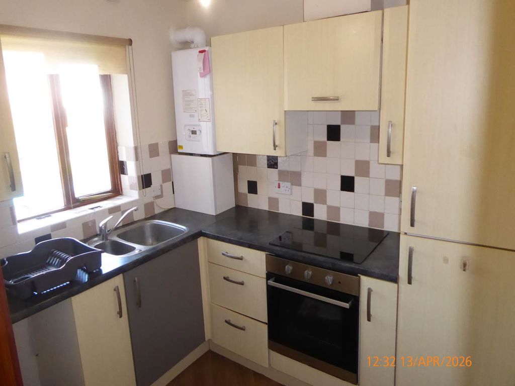 Additional image 2 of 2 bed flat to rentWaun Burgess, Carmarthen SA31