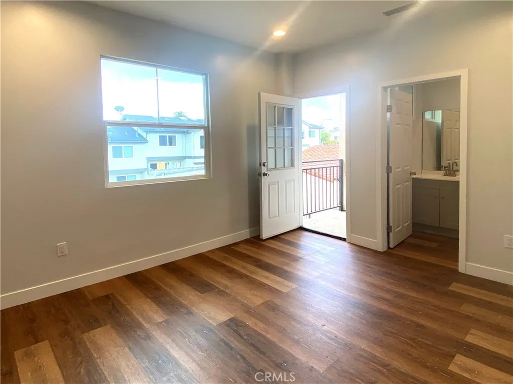 Additional image 11 of 300 Alhambra Road E Unit E, Alhambra, CA 91801