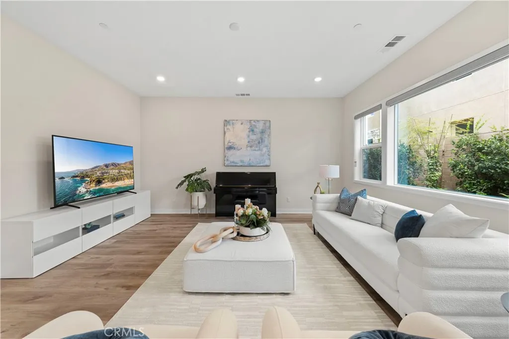 Additional image 5 of 640 Athos, Lake Forest, CA 92630