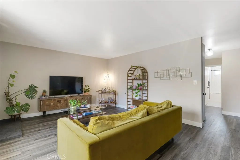 Additional image 31 of 5232 Corteen pl Unit 17, Valley Village, CA 91607