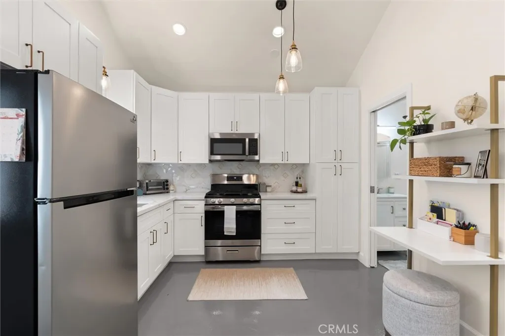 Additional image 34 of 3903 W 59th Place, Los Angeles, CA 90043