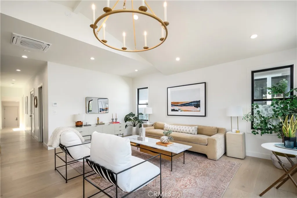 Additional image 6 of 223 Howland Canal Ct, Venice, CA 90291