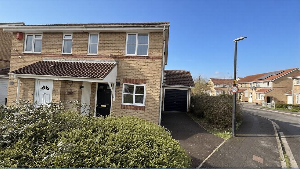 2 bed end terrace house to rentNorfolk Road, Weston-Super-Mare BS23