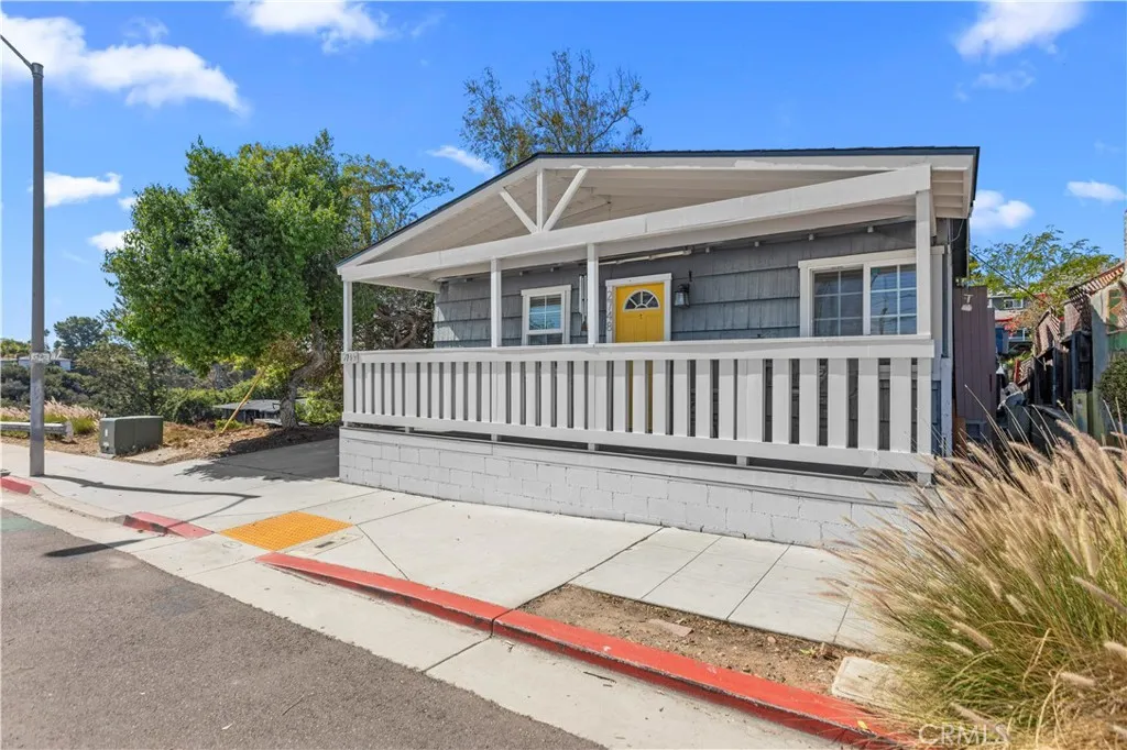 Additional image 41 of 2748 30th Street, San Diego, CA 92104