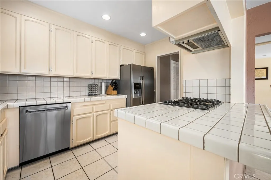 Additional image 13 of 3141 San Anseline Ave, Long Beach, CA 90808