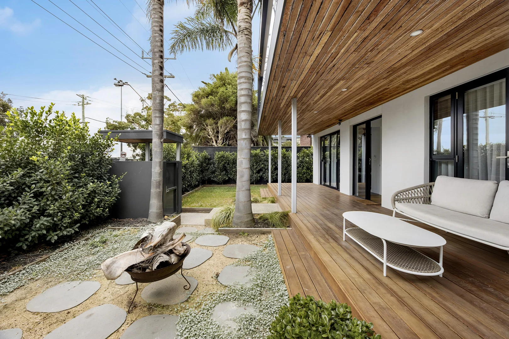 Additional image 3 of 84 Beach Road, Sandringham VIC 3191