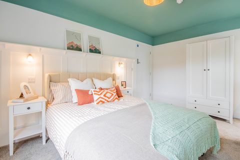 Room 2 100 Woodside Road, Beeston, Nottingham NG9