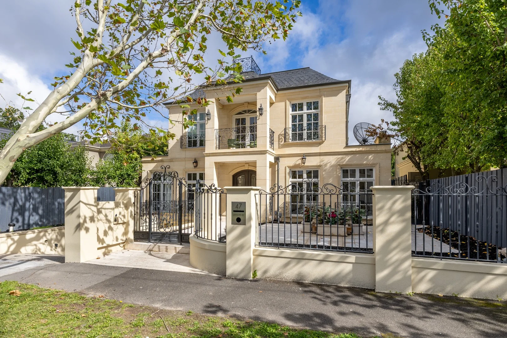 47 Wentworth Avenue, Canterbury VIC 3126