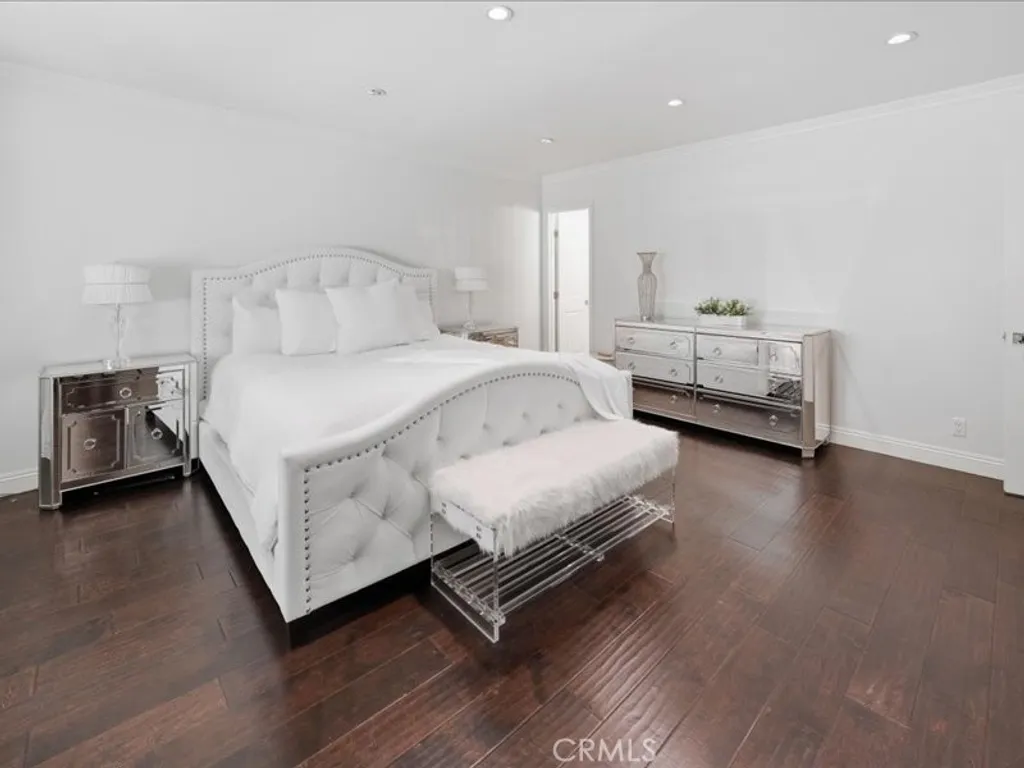 Additional image 20 of 9735 Via Roma, Burbank, CA 91504