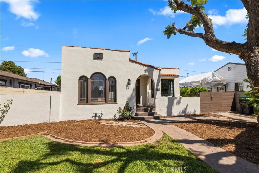 Additional image 102 of 1019 S Hickory St, Santa Ana, CA 92701