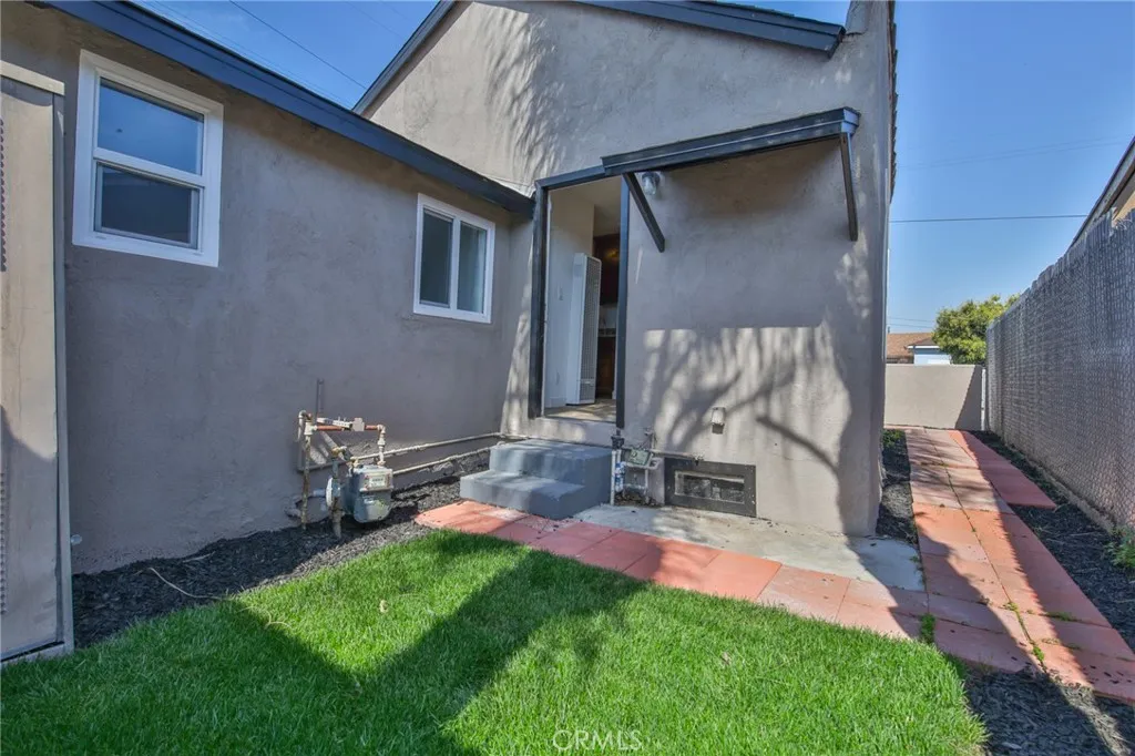 Additional image 57 of 1712 E 57th St, Los Angeles, CA 90058
