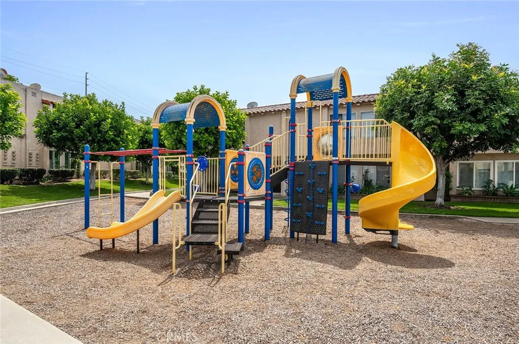 Additional image 46 of 700 W La Veta Ave, Orange, CA 92868