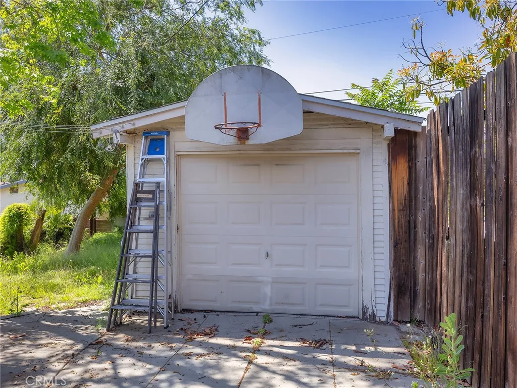 Additional image 55 of 5231 Rockland Avenue, Los Angeles, CA 90041
