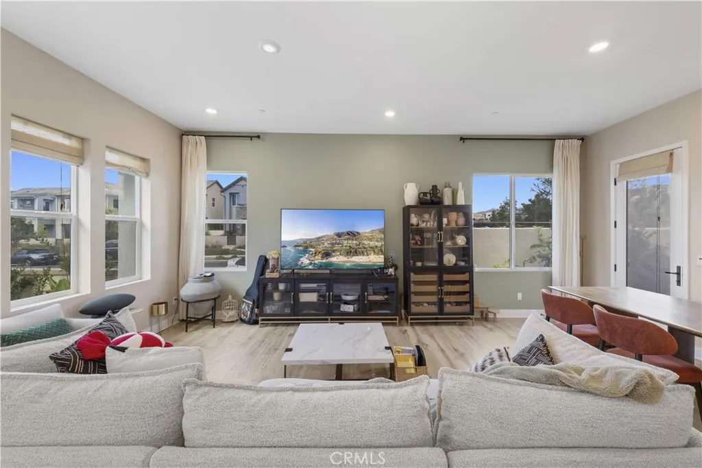Additional image 75 of 130 Yugen, Irvine, CA 92618