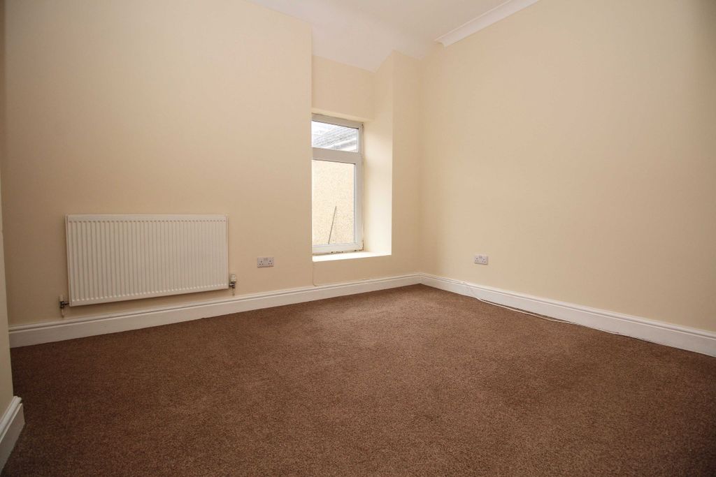 Additional image 2 of 3 bed terraced house to rentOxford Street, Pontycymer, Bridgend CF32