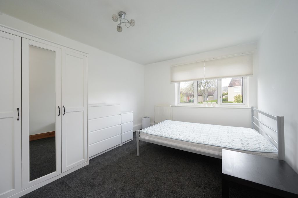 Additional image 4 of 2 bed flat to rentGracemount Avenue, Gracemount, Edinburgh EH16