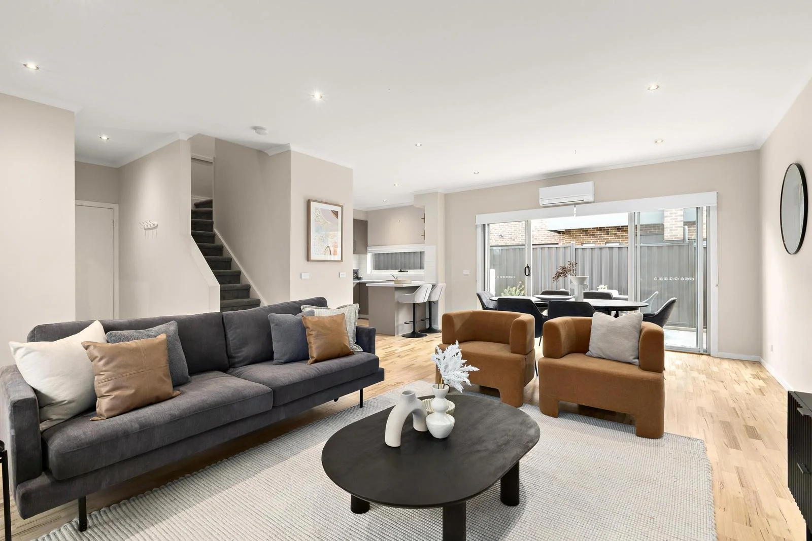 Additional image 3 of 2/48 Watt Avenue, Oak Park VIC 3046