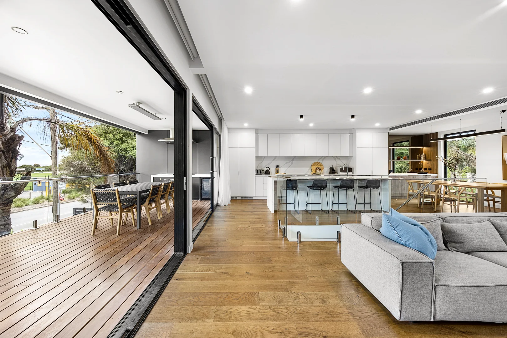 Additional image 30 of 84 Beach Road, Sandringham VIC 3191