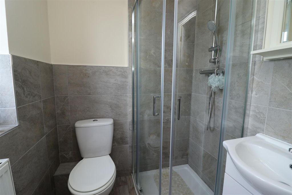 Additional image 16 of 2 bed terraced house to rentLoxley Way, Brough HU15