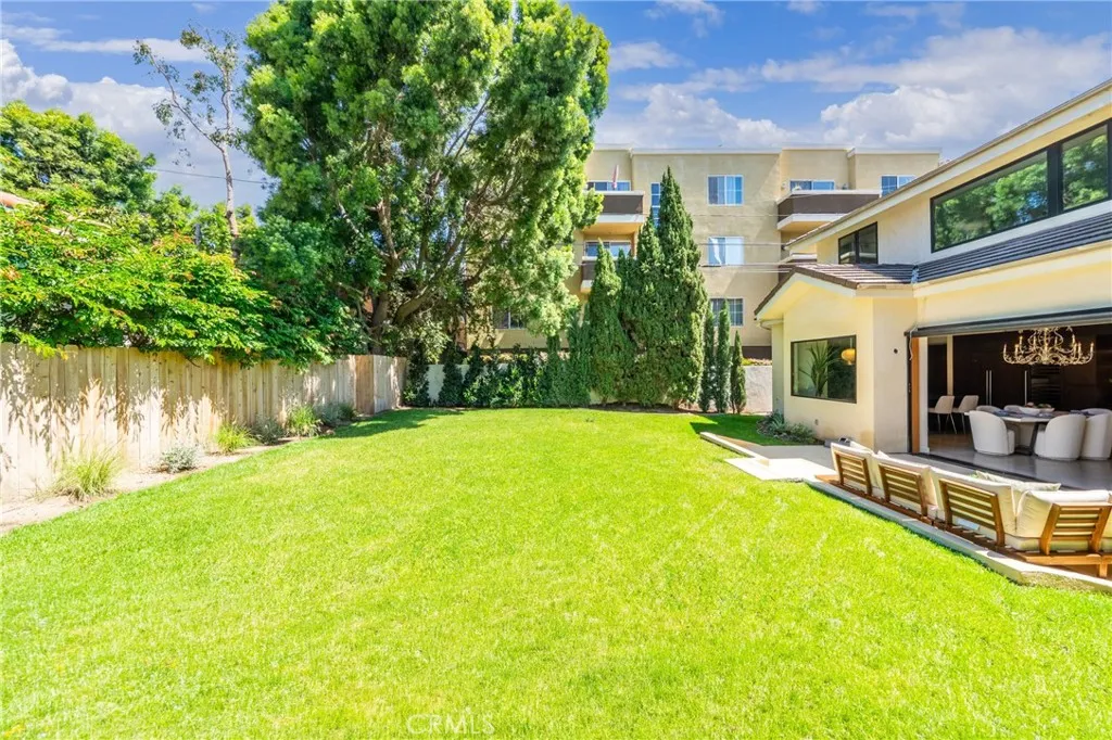 Additional image 71 of 12123 Iowa Ave, Los Angeles, CA 90025