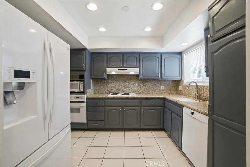 Additional image 12 of 10235 Lurline Ave Unit H, Chatsworth, CA 91311