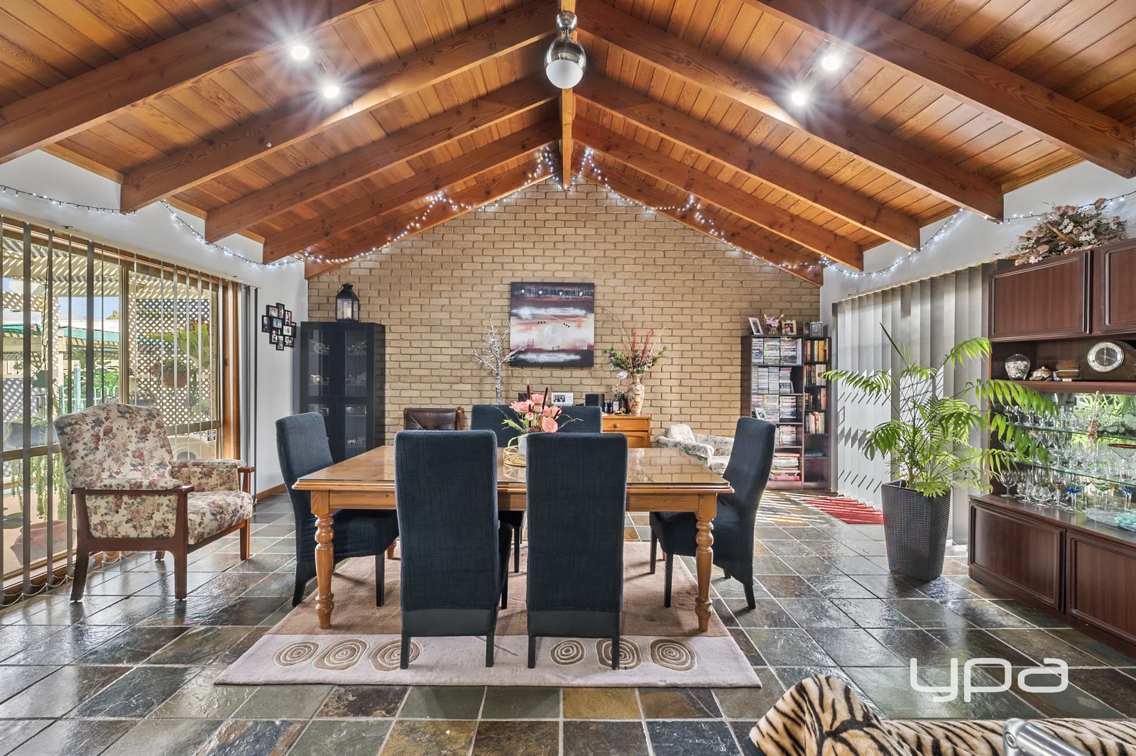 379 Centenary Avenue, Melton West VIC 3337 photo 2