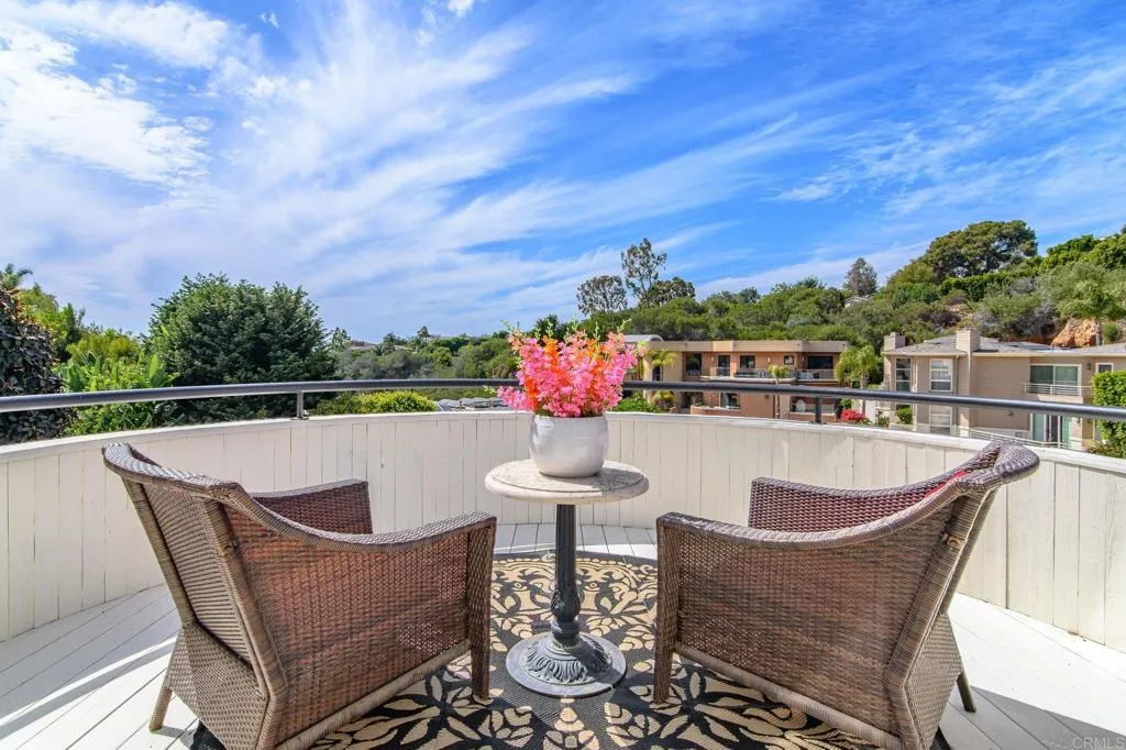 Additional image 75 of 6105 Avenida Chamnez, La Jolla, CA 92037